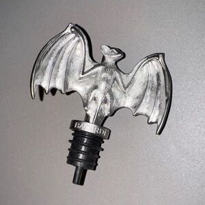 Bacardi Pewter Gothic Bat Shaped Bottle Spout Pourer Stopper 3.5 inch